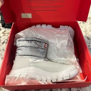 Women’s hunter snow boots